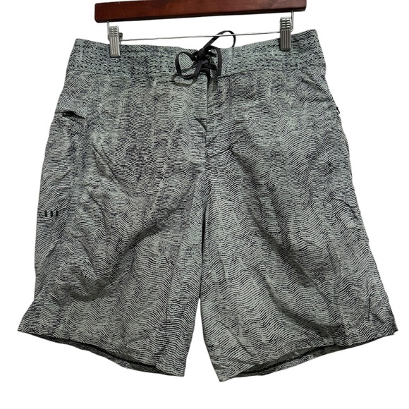 lululemon athletica Other - Lululemon Current State Board Short 9"